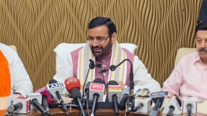 गुरुग्राम में CM सैनी का राहुल गांधी पर तंज, बोले- “अच्छे पंडित से हवन करवाकर बुद्धि की शुद्धि कराएं”